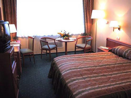 Odessa Hotel Zewnętrze zdjęcie